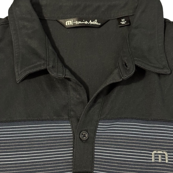 Travis Mathew Golf Polo Shirt Mens Medium Black Lightweight Chest Stripes READ - Picture 4 of 9